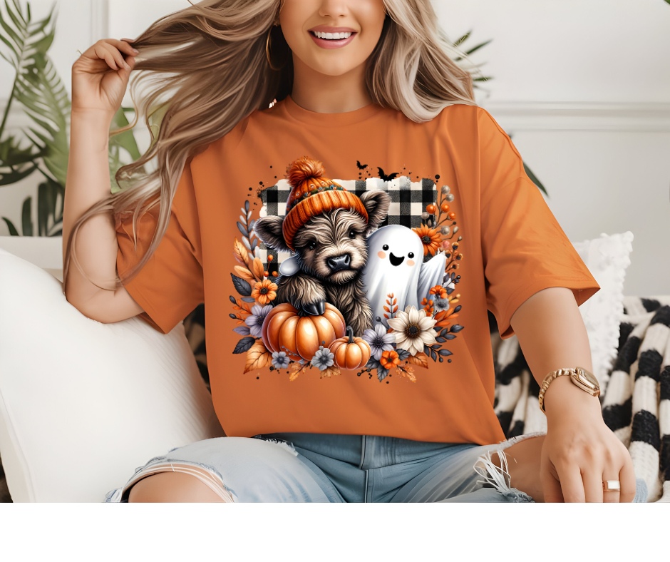 Highland Cow and Ghost Friend T-Shirt ππ»