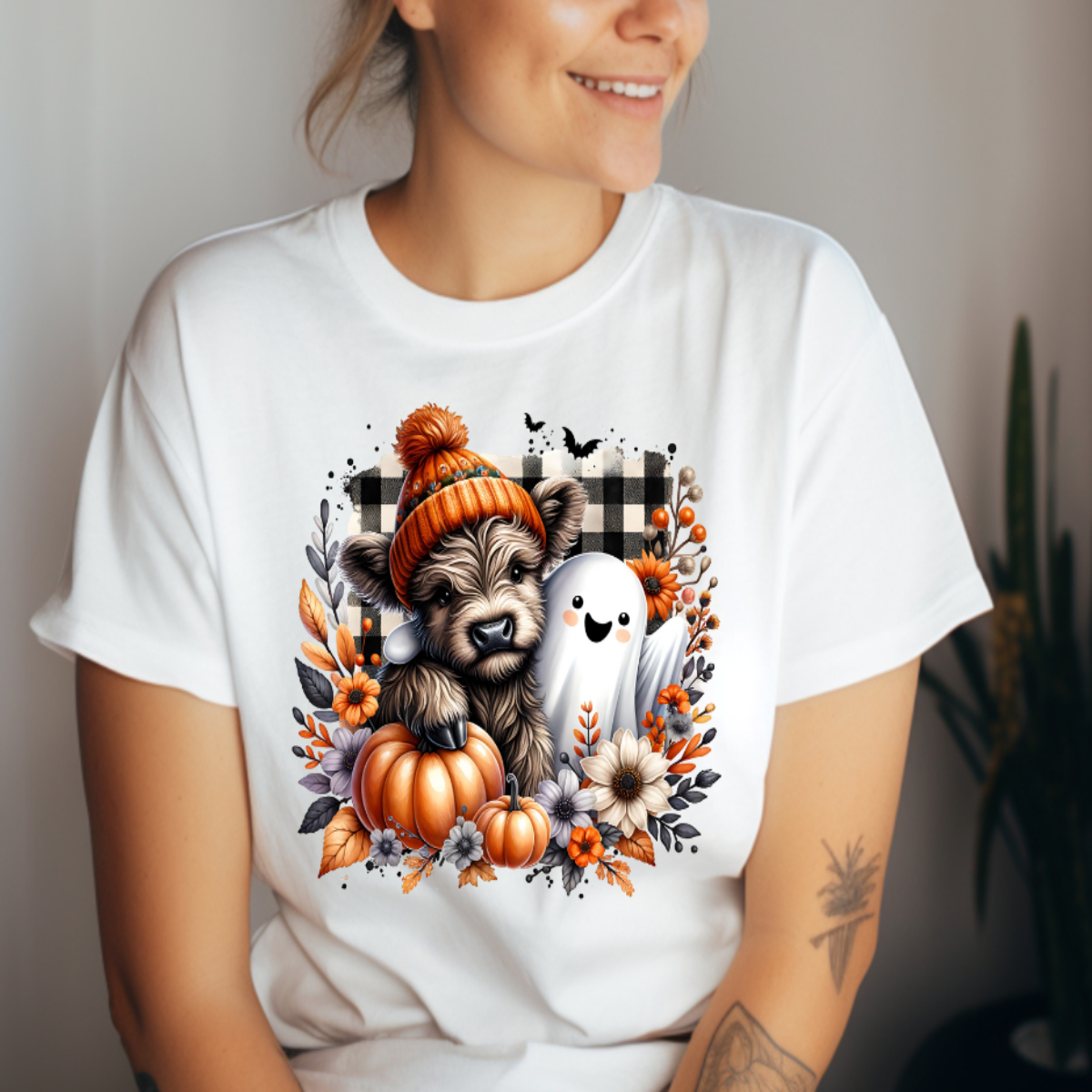 Highland Cow and Ghost Friend T-Shirt ππ»