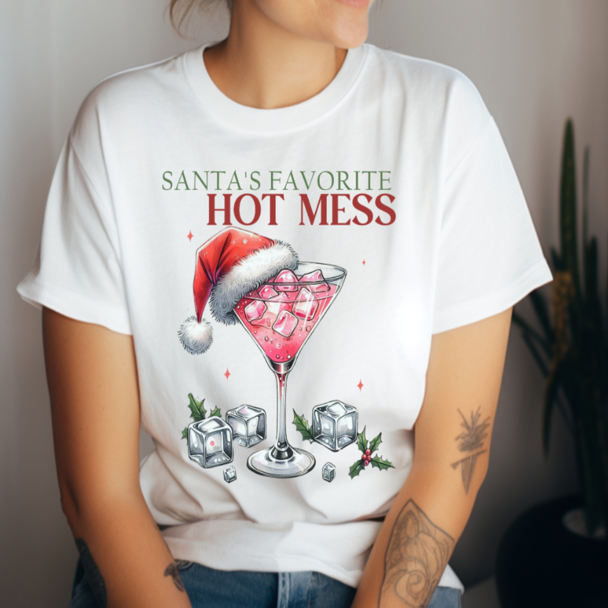Santa's Favorite Mess T-shirt π
β¨π