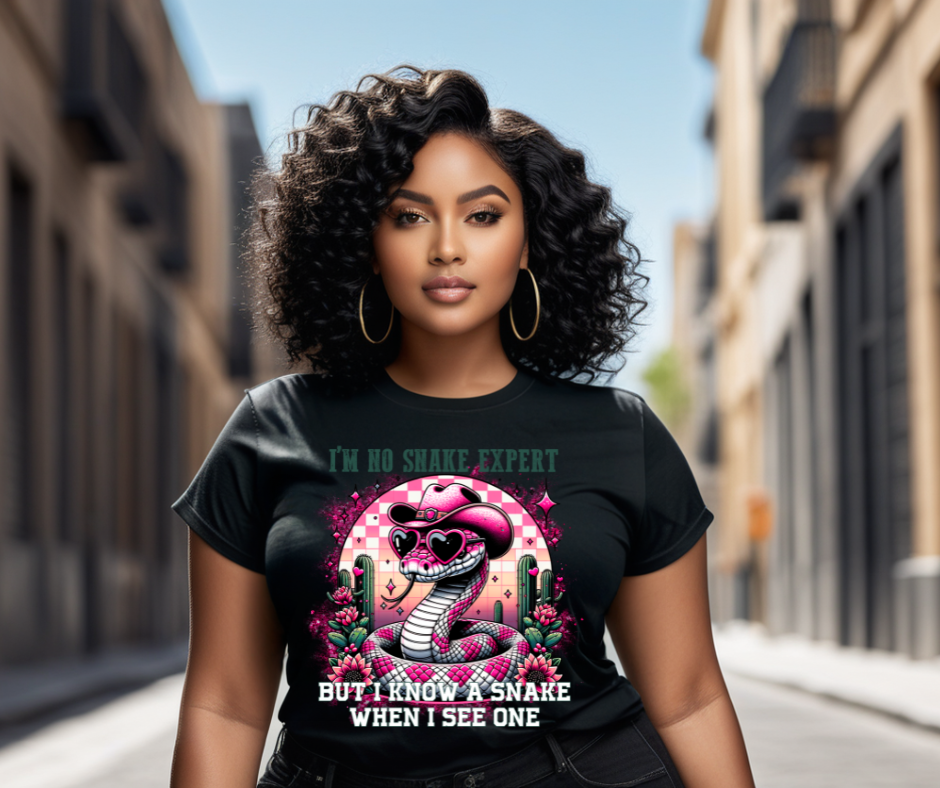 Snake Expert T-Shirt šš