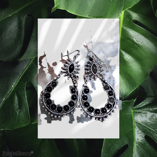 Antique Crescent Drop Earring-Black